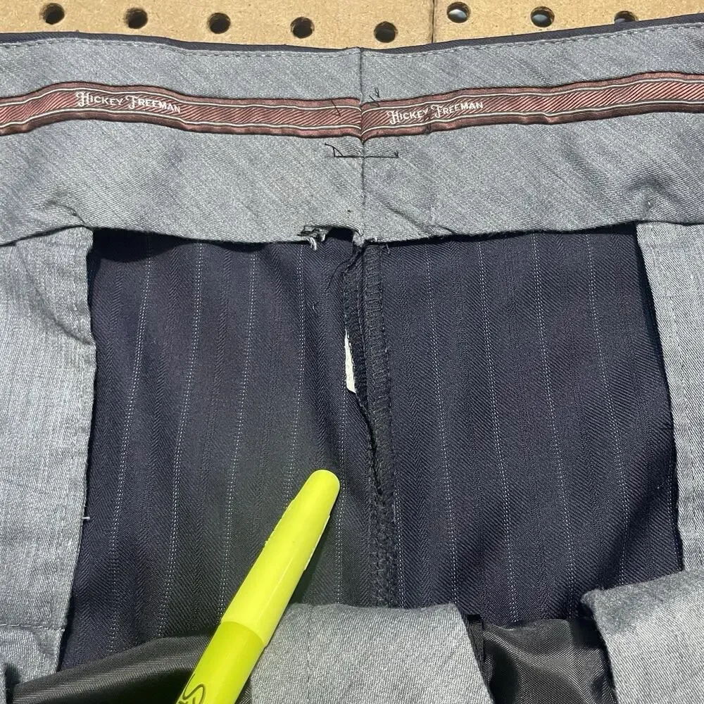 Hickey Freeman Suit Mens 44 R Navy 2pc Double Breasted Pinstripes Pants 36 USA